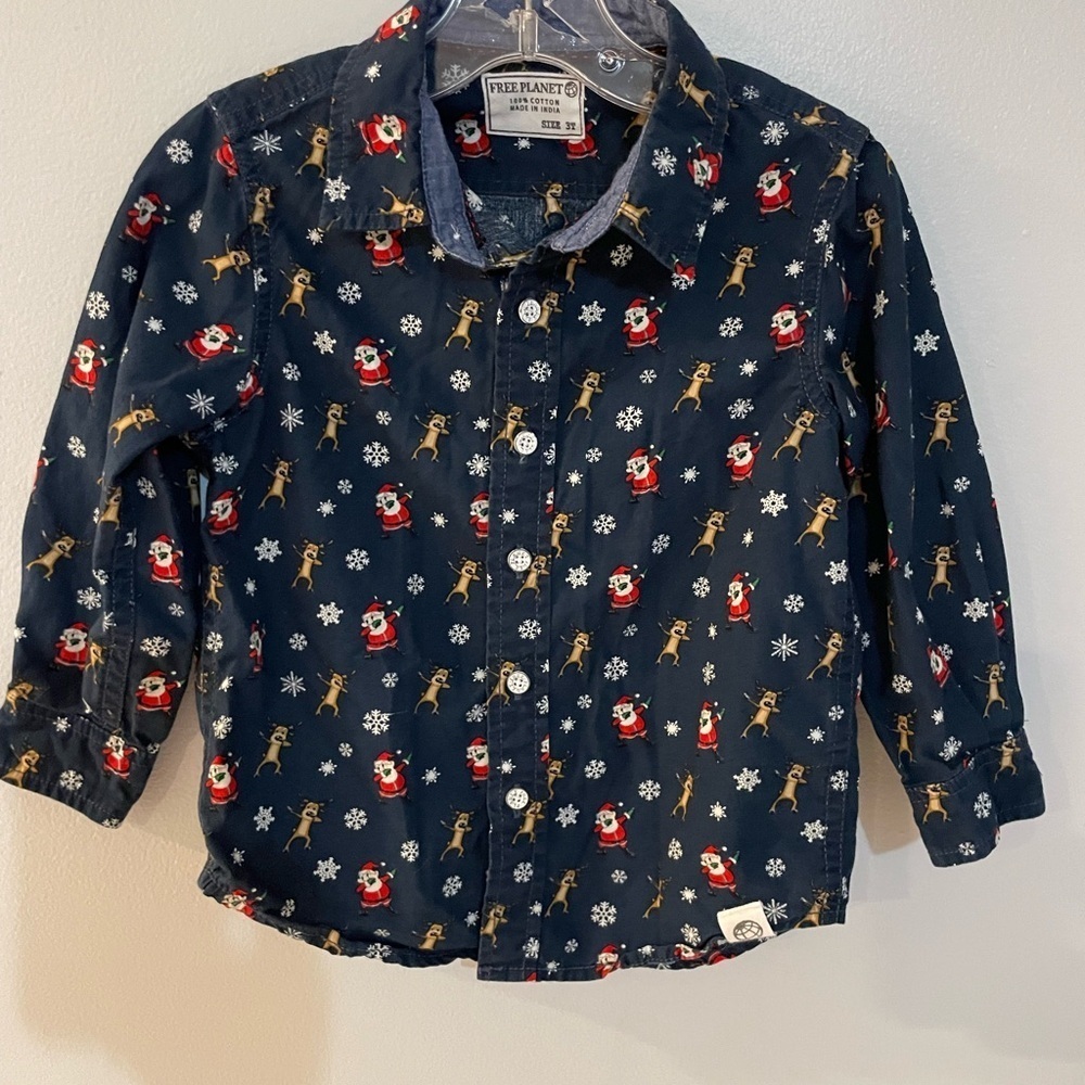 Free Planet Kids Festive Holiday Navy Shirt with Santa and Reindeer size 3T